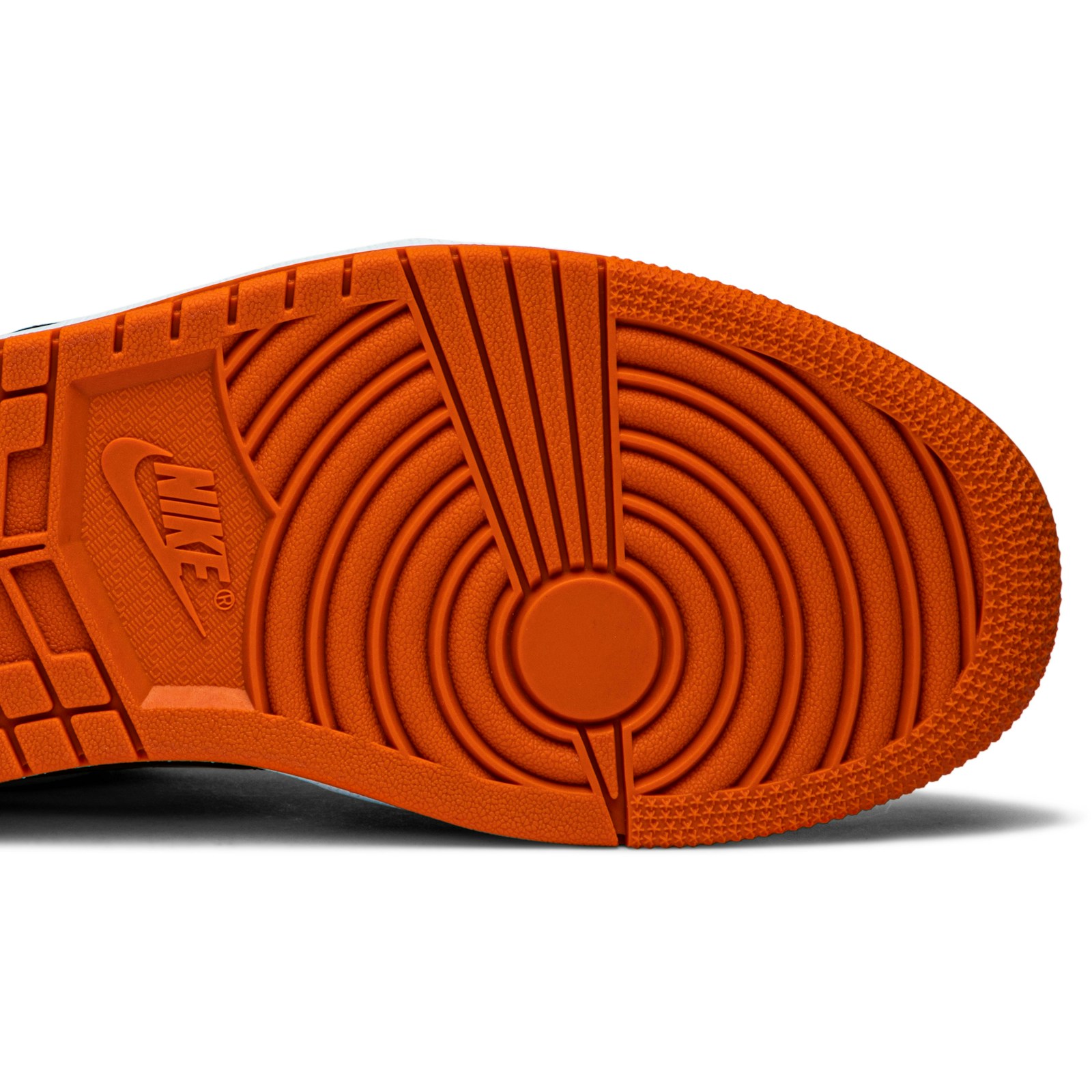 air_jordan_1_low__shattered_backboard__553558_128_4_50534.jpeg