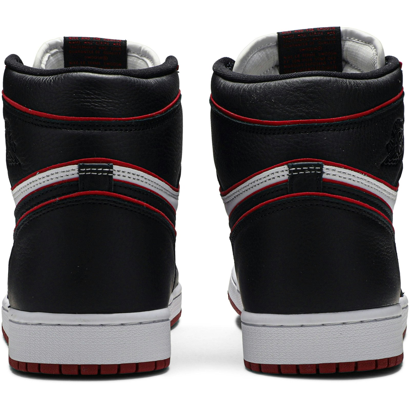 air_jordan_1_retro_high_og__bloodline__555088_062_5_77036.jpeg