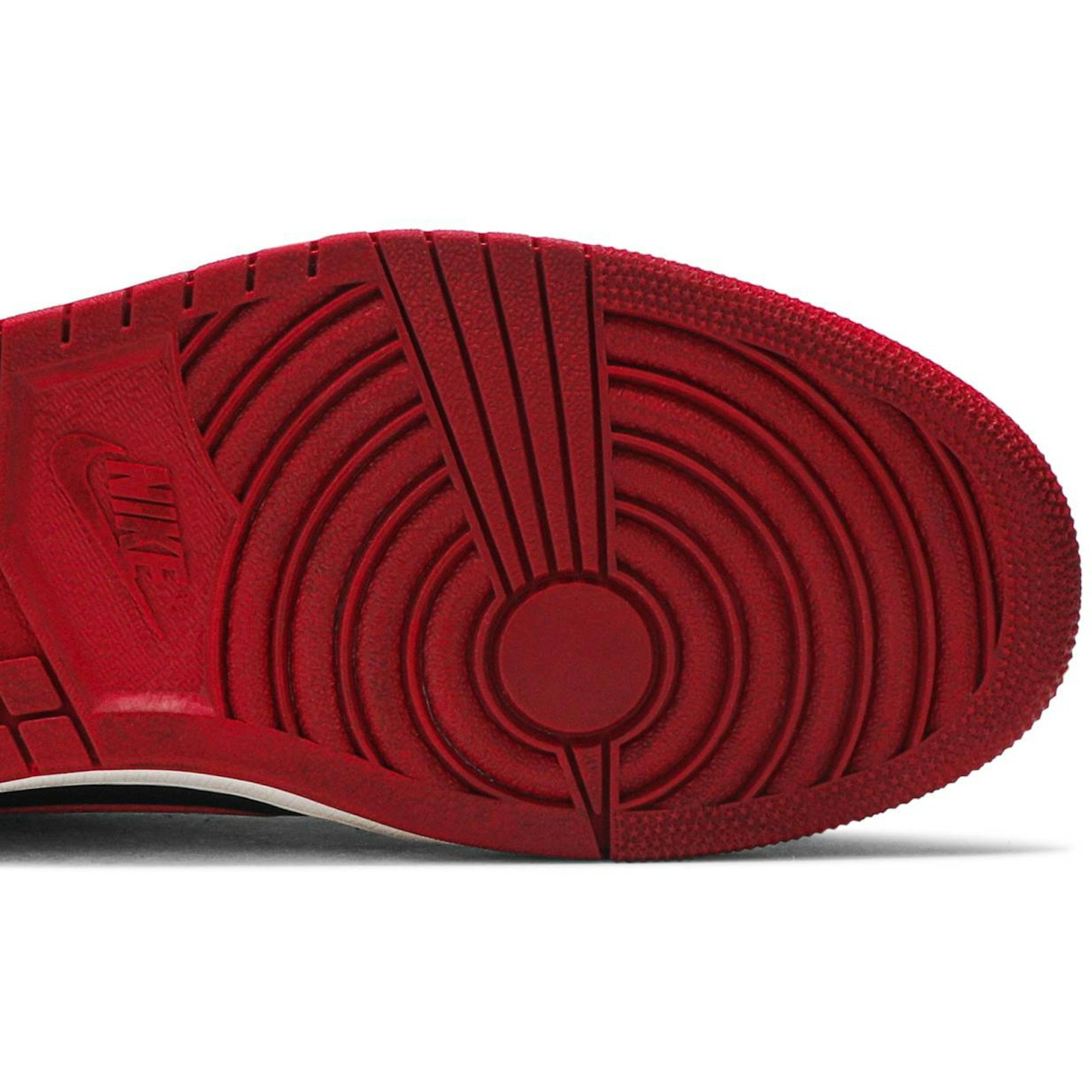 air_jordan_1_retro_low_og__bred__2015_705329_001_4_32325.jpeg