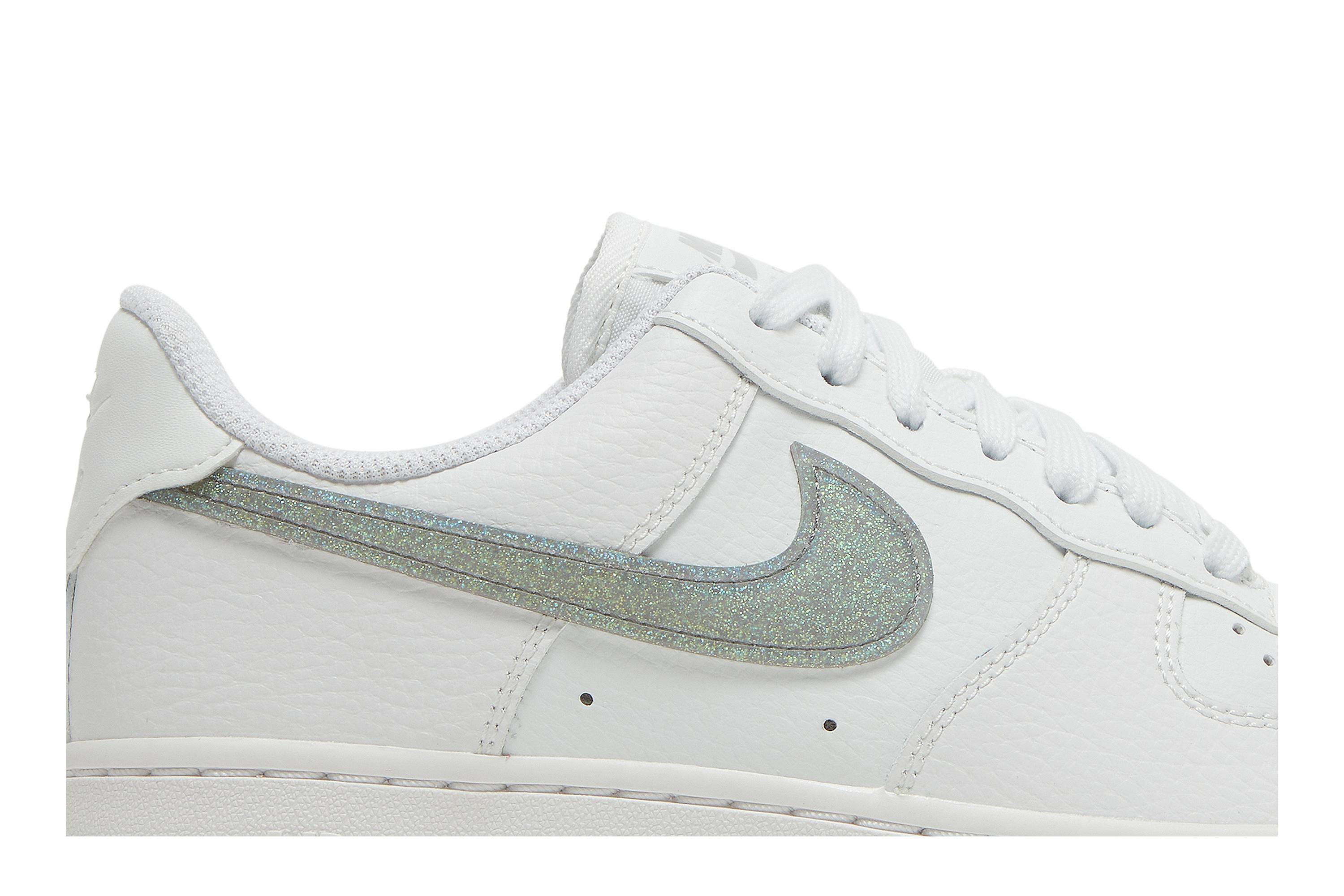 (Women) Nike Air Force 1 ’07 Essential ‘Summit White Dusty Sage’ DH4407-101