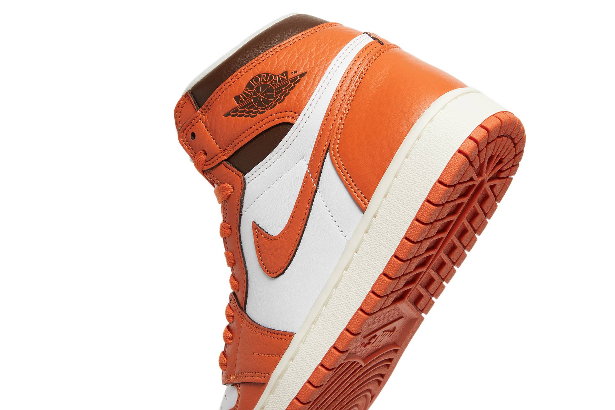 women__air_jordan_1_high_og__starfish__do9369_101_9_84369.jpeg
